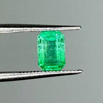 Sans prix de réserve Vert Émeraude - 1,15 ct - International, Bijoux, Sacs & Beauté, Pierres précieuses