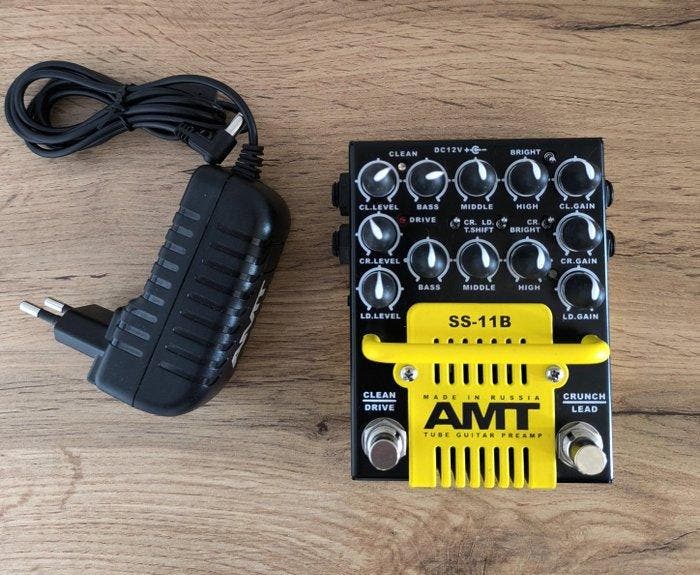 AMT - Pédale deffet, Musique & Instruments, Instruments à corde | Guitares | Acoustiques