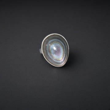 Ring van obsidiaan met hemel-oog. Hoge kwaliteit.