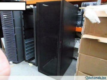 19inch netwerkkast APC 75cm breed-120cm diep-199 hoog, Ophalen of Verzenden, Gebruikt