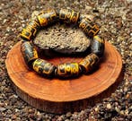 Bracelet dagate tibétaine naturelle – talisman ancestral de