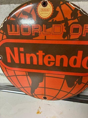 Decoratief Nintendo “World of Nintendo” emaille reclamebord
