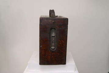 Klok - la ledoise leden - Industrial hout, metaal, papier -