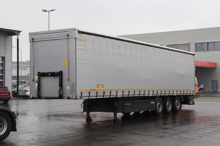 Veiling: Schuifzeiloplegger Kögel S24-1 39000kg 2024, Auto's, Vrachtwagens, Ophalen