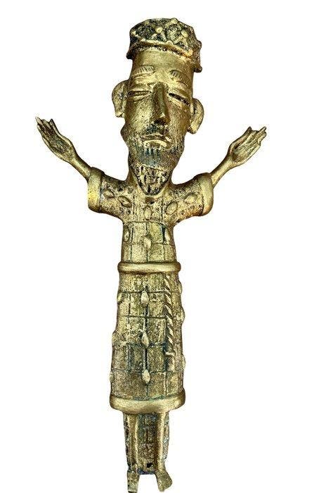 Figuur - Corpus Christi - 26 cm - Messing, Antiquités & Art, Antiquités | Livres & Manuscrits