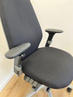 Refurbished Rh Logic 400 - Nieuw Hoogwaardige Zwarte Stof, Verzenden, Zwart, Zo goed als nieuw, Bureaustoel