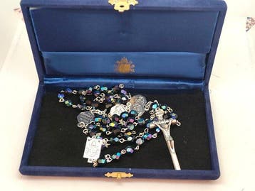Rozenkrans - Rozenkrans kristalblauw van Paus Johannes, Antiek en Kunst