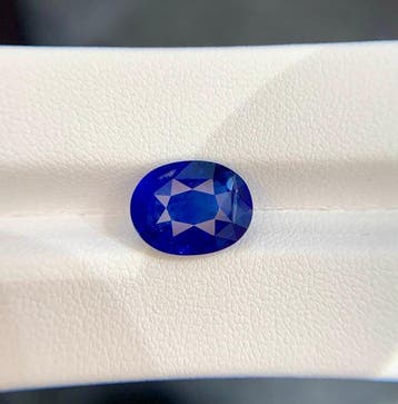 1 pcs Blauw Saffier - 6.50 ct - Guild Gem Laboratory -