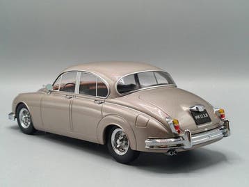 KK-Scale 1:18 - Voiture miniature - Jaguar MK II 3.8 LHD, Nieuw