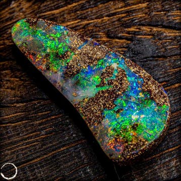 Boulder-Opal-hanger – Spectaculair natuurkunstwerk met