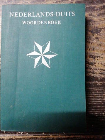 Nederlands duits woordenboek 9789001812638 Gelderen, Verzenden, Gelezen, Gelderen