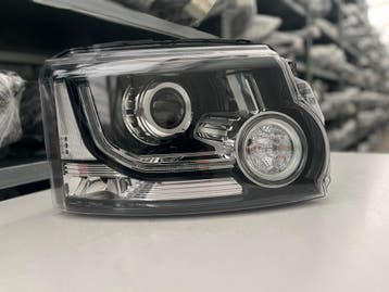 LAND ROVER DISCOVERY L319 LIFT XE+LED UK KOPLAMP R 89908667, Auto-onderdelen, Verzenden, Gebruikt, Land Rover