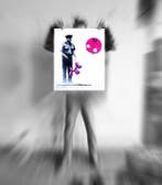 Utopia - Police Guard Balloon Dog and Bubble, Antiek en Kunst