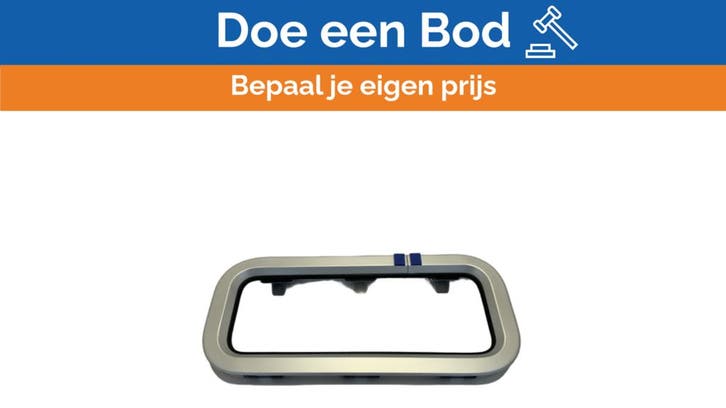 Bieden: Lewmar 30201000 Standard Portlight Size, Sports nautiques & Bateaux, Accessoires navigation, Enlèvement ou Envoi