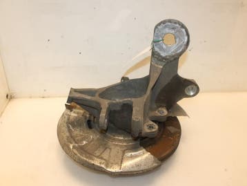 Fusee links-achter BMW 5-Serie O88922