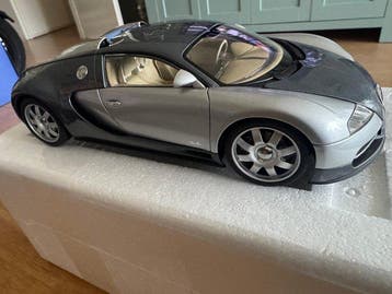 Autoart 1:18 - Model sportwagen - Bugatti EB 16.4 Veyron