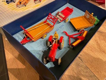 Dinky Toys 1:43 - Voiture miniature (6) - Ensemble agricole