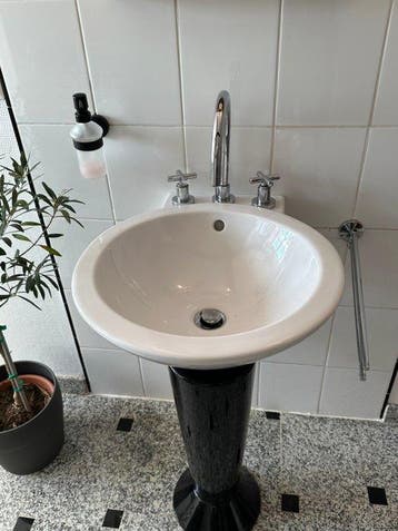 Post-moderne Lavabo - Porcelaine - Concepteur : Dieter