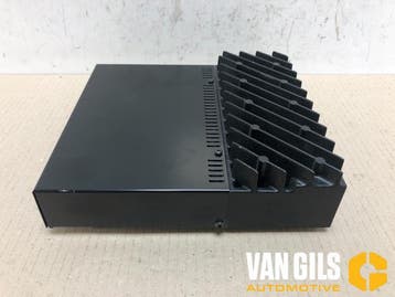 Radio versterker BMW 1-Serie O242391