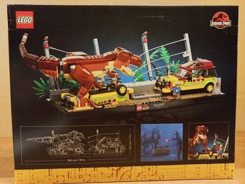 Lego Set - 76956 - Jurassic Park - T. rex Breakout