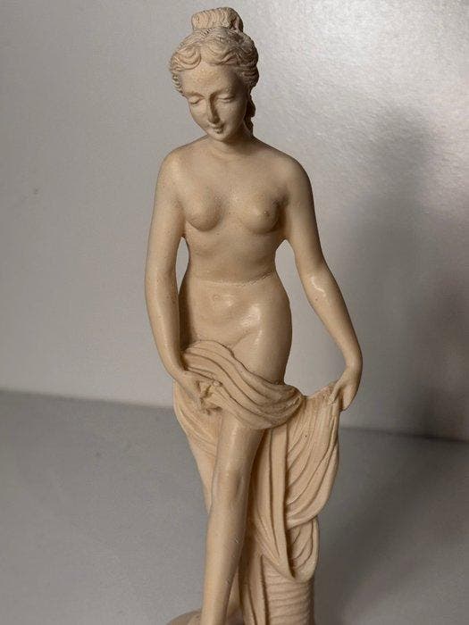 Figurine - Badende vrouw - Résine, Plastique, Antiquités & Art, Curiosités & Brocante