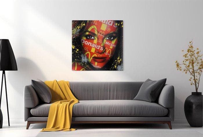 AIIROH - Jennifer Lopez, Antiquités & Art, Art | Objets design