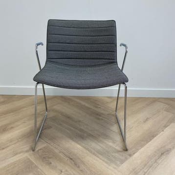 Arper Catifa 46 designstoel,  ontwerpers Lievore Altherr