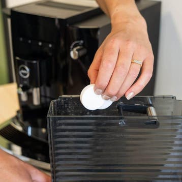 ECCELLENTE Onderhoudsset voor Jura – Ontkalker en, Elektronische apparatuur, Verzenden, Nieuw