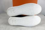 Louis Vuitton - Peace Sign - High top Baskets - Baskets