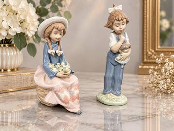Lladró, Nao by Lladró - Beeld, meisjes - 15.5 cm - Porselein