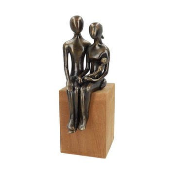 Beeldje - A couple with a baby - Brons