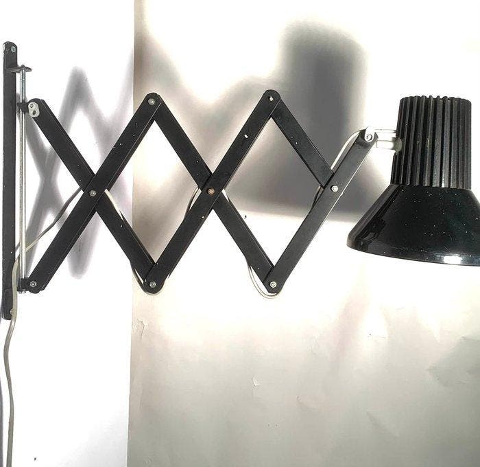 Lampe ciseaux - Acier, Plastique, Antiquités & Art, Antiquités | Assiettes décoratives & Carrelages