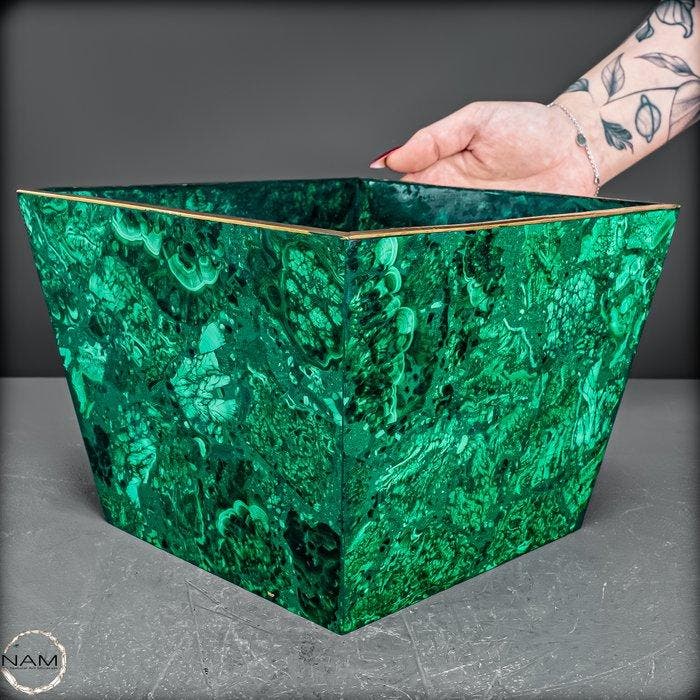 Handgemaakte malachiet-schaal – Luxueuze natuurkunst van, Verzamelen, Mineralen en Fossielen
