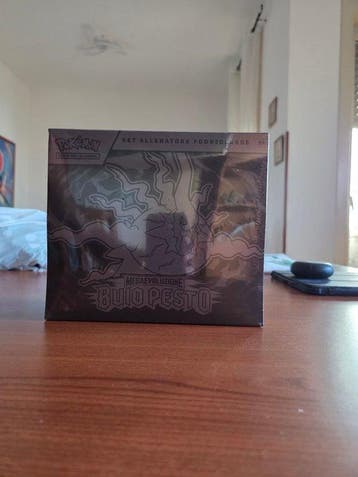 1 Sealed box - ETB Pitch Black, Hobby en Vrije tijd, Nieuw