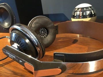 Audio-Tech­nica - ATH-2 Open-Back Supra-aurale, Nieuw