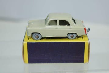 Matchbox 1:64 - Voiture miniature - Matchbox MB30a Ford