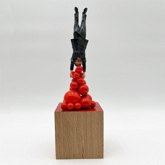 Coco de Paris - Upside down on orange balls, Antiek en Kunst, Kunst | Designobjecten