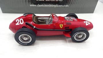CMR 1:18 - Modelauto - Ferrari Dino 246 F1 Argentinian GP