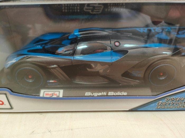 Maisto 1:18 - Voiture de sport miniature (6) - Bugatti, Hobby & Loisirs créatifs, Voitures miniatures | 1:5 à 1:12