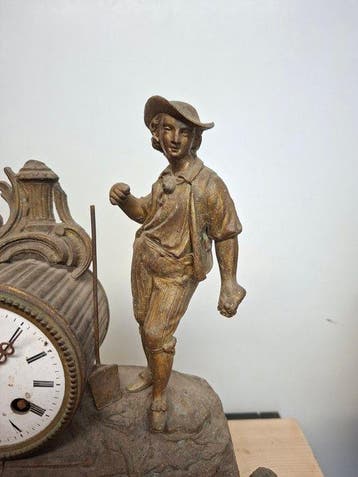 Figurale pendule - Legering - 1850-1900, Antiek en Kunst