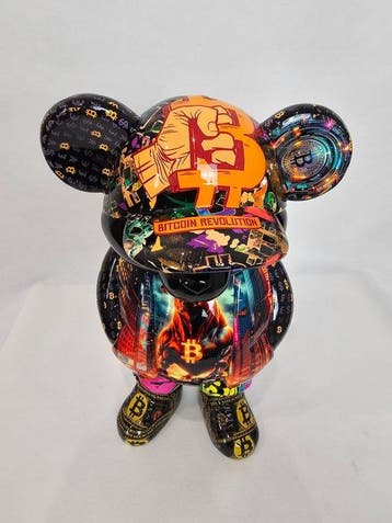 ArtBrut by Ann - Sculpture, AngryBear x Bitcoin - 40 cm -