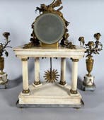 Pendule de cheminée - Marbre, Bronze - 1750-1800