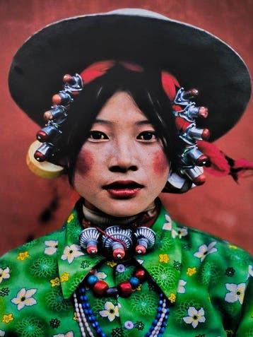 Steve McCurry (1950–) - Woman dressed for the Equestrian