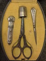 Naaidoos - .800 zilver