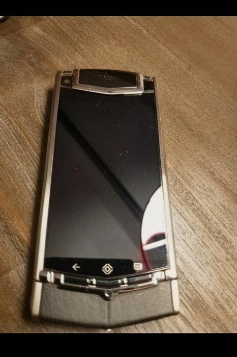 Vertu Signature Touch - Mobiele telefoon, Games en Spelcomputers, Spelcomputers | Overige Accessoires
