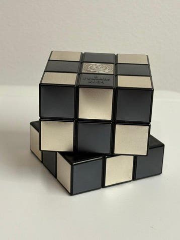 Niue. 2 Dollars 2024 - 2 oz Magic Cube (Rubiks Cube) - Niue