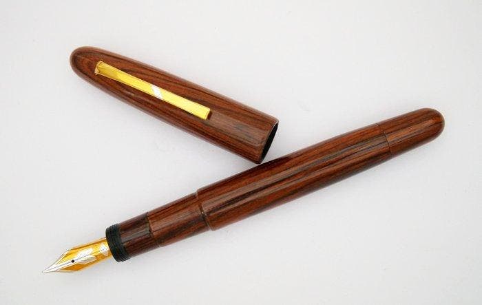 Omas - Precious Woods - Vulpen, Collections, Stylos