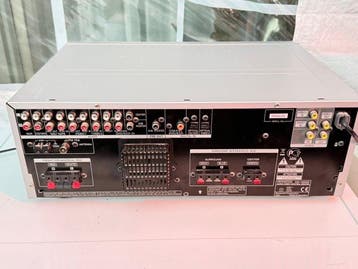 Kenwood - KRF-V5200D / 5.1-Channel Surround Sound AV Solid