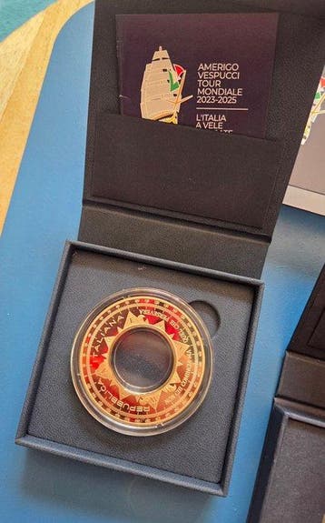 Italië. 2 Euro / 10 Euro 2025 Amerigo Vespucci (2 monedas)