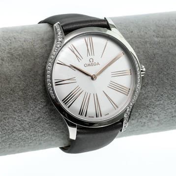 OMEGA - 39 mm, Stainless steel on a fabric strap - De Ville